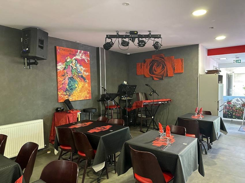 Galerie - La Rose Rouge - restaurant DECINES-CHARPIEU - Meilleur restaurant turc Lyon